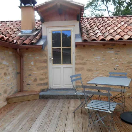Bed and Breakfast Le Moulin De Mayence Plazac Exterior foto
