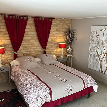 Bed and Breakfast Le Moulin De Mayence Plazac Exterior foto